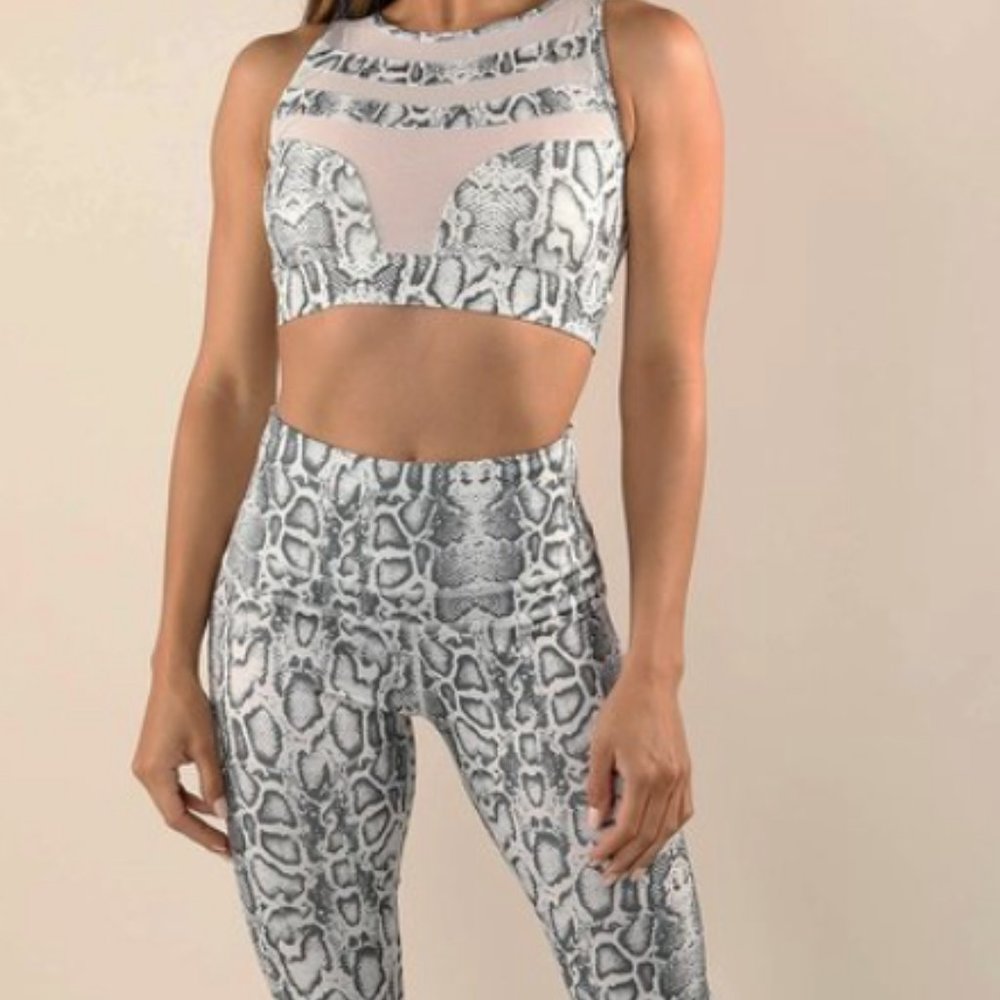 LA SOCIETY SNAKE SKIN PRINT WORK OUT SET